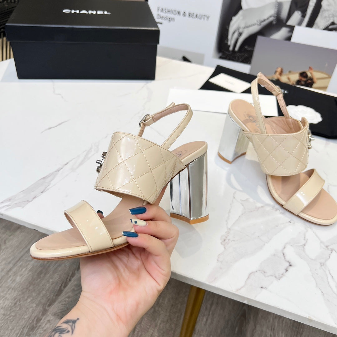 CC 26s Two-Strap Sandals 9cm Beige Patent Leather 867762