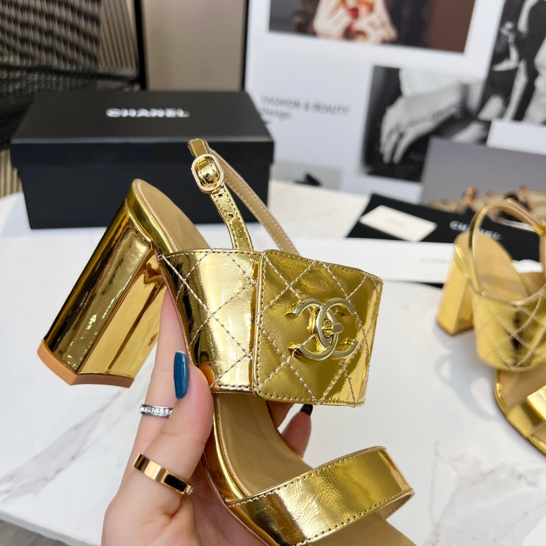 CC 26s Two-Strap Sandals 9cm Gold Patent Leather 867759
