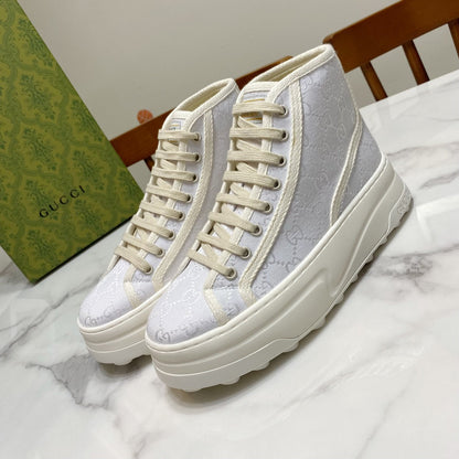 GG 26SS Platform Sneaker White Monogram Canvas 640597