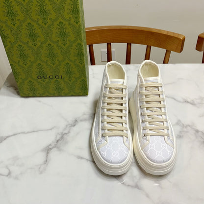 GG 26SS Platform Sneaker White Monogram Canvas 640597