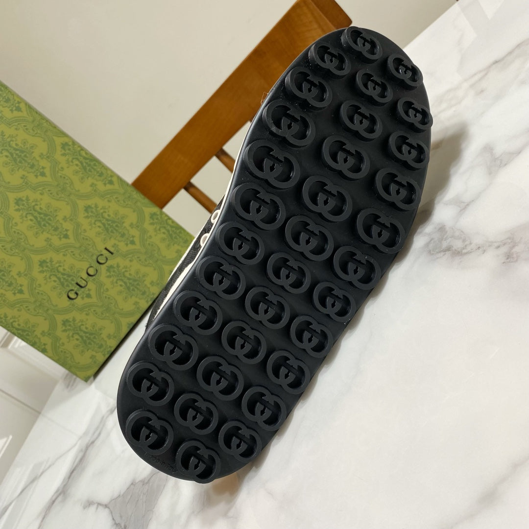 GG 26SS Platform Sneaker Black Monogram Canvas 640599