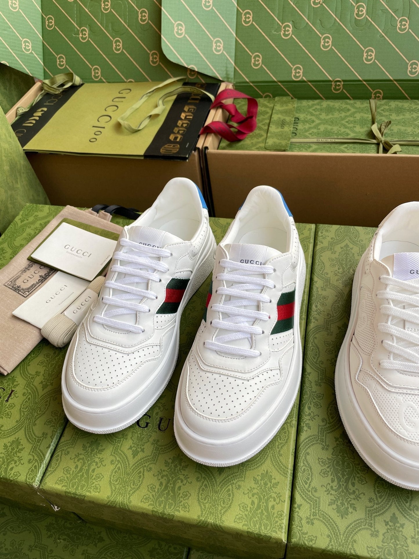 GG 26 Sneaker White Blue Calfskin 632887
