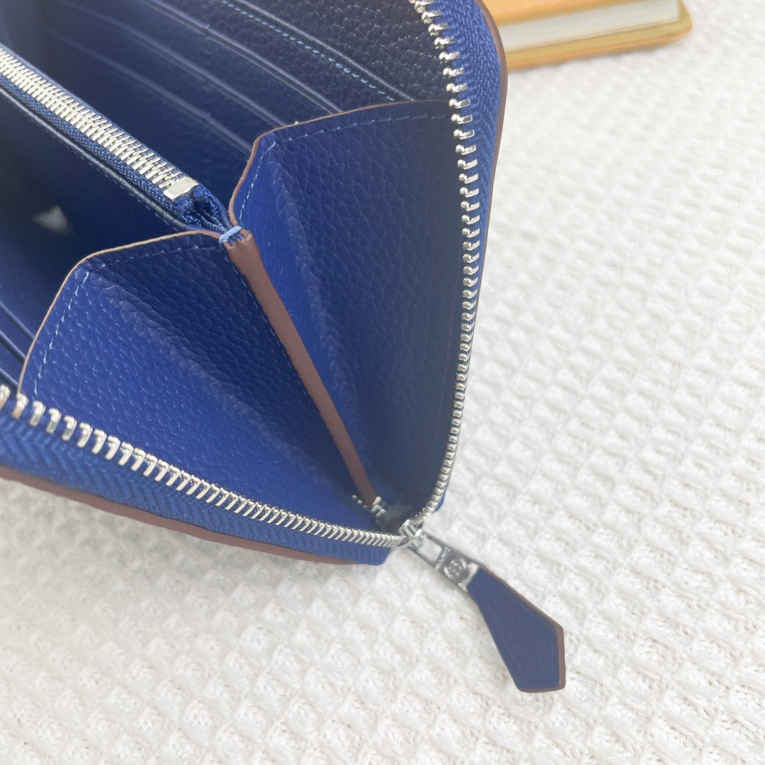 HM Silk'in Holed Classic Wallet 20 Cobalt Grained Calfskin
