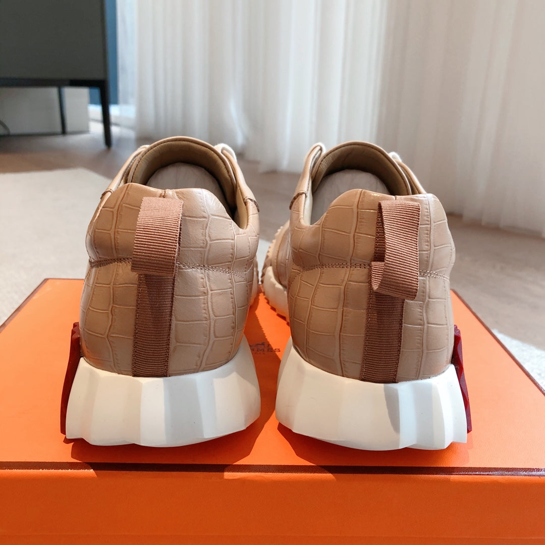 HM Bouncing Sneakers Beige Embossed Sheepskin 705801