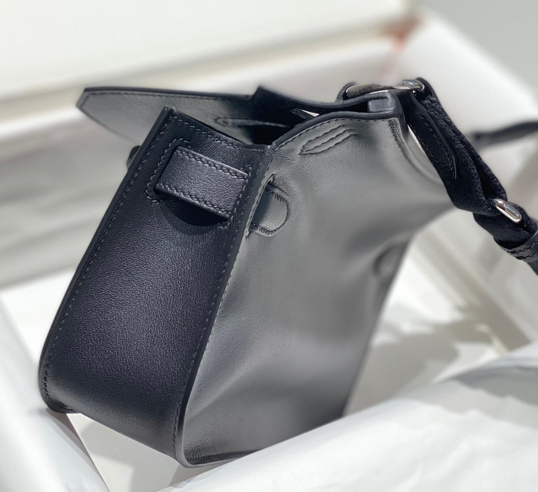 KELLY 23CM JYPSIERE BLACK LEATHER CROSSBODY BAG SHW