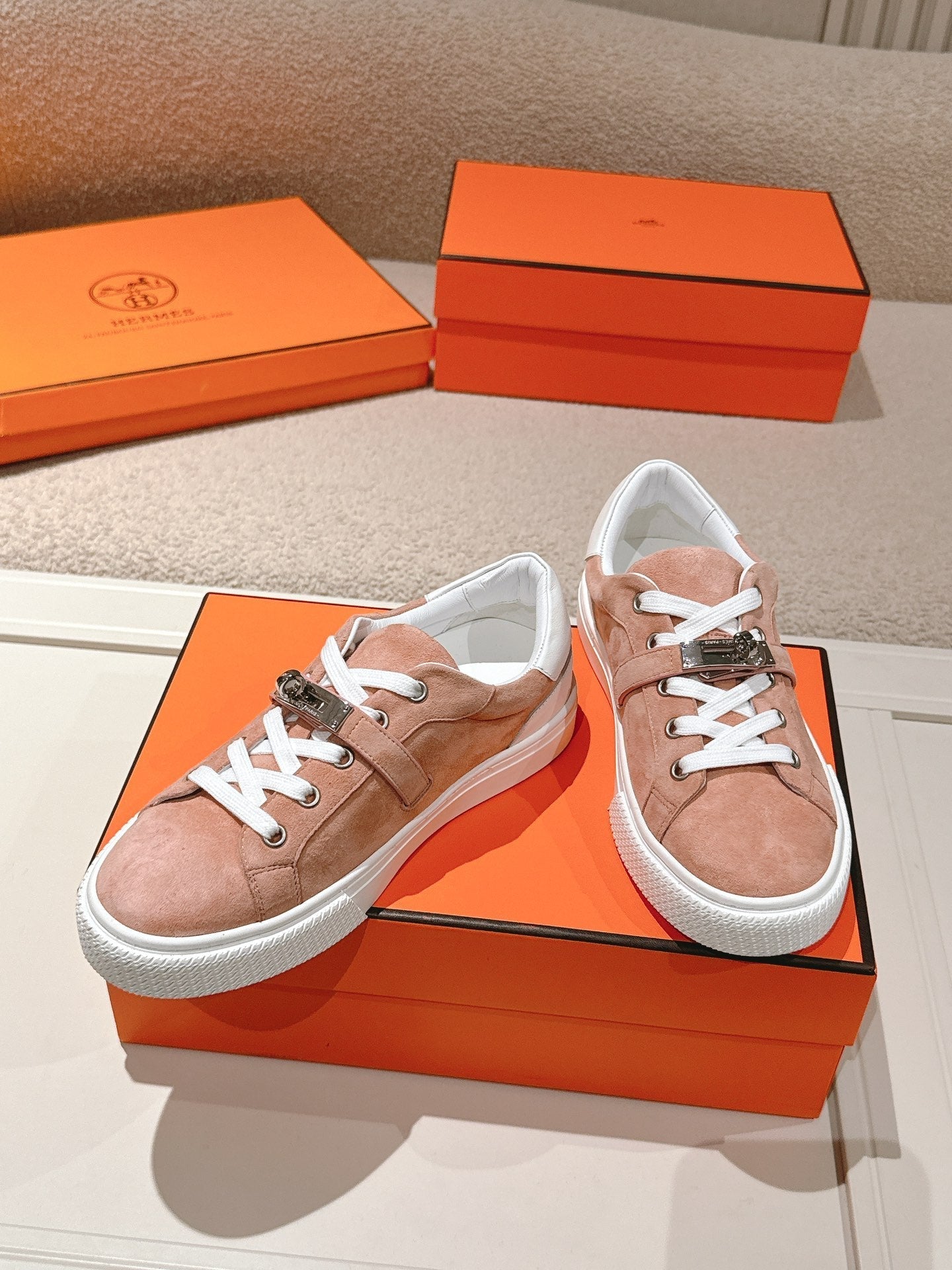 HM Day Sneakers Pink White Suede Calfskin 577495