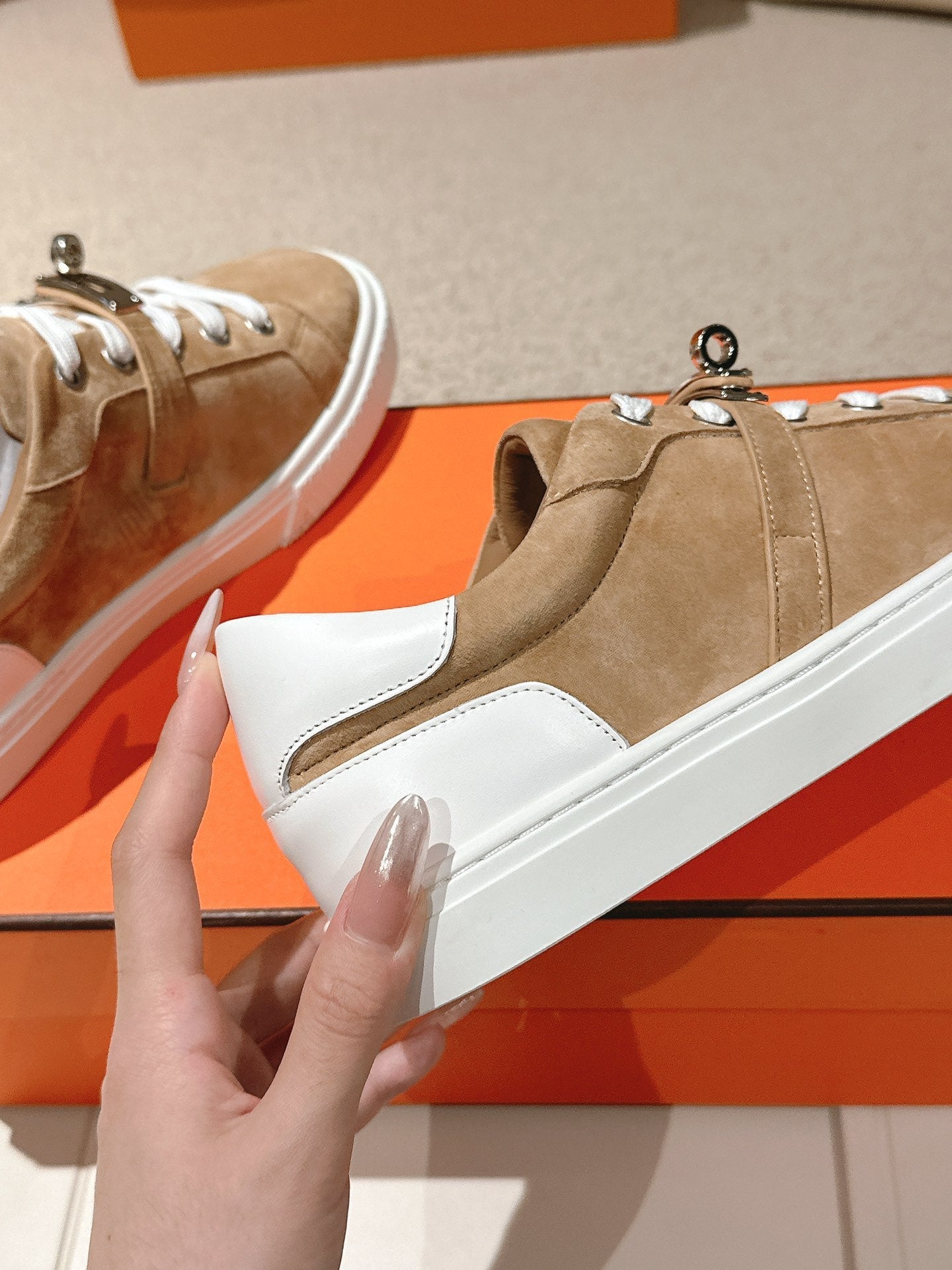 HM Day Sneakers White Brown Suede Calfskin 577512