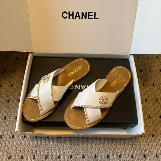 CC 26s Flat Sandals White Brown Cowhide 627195