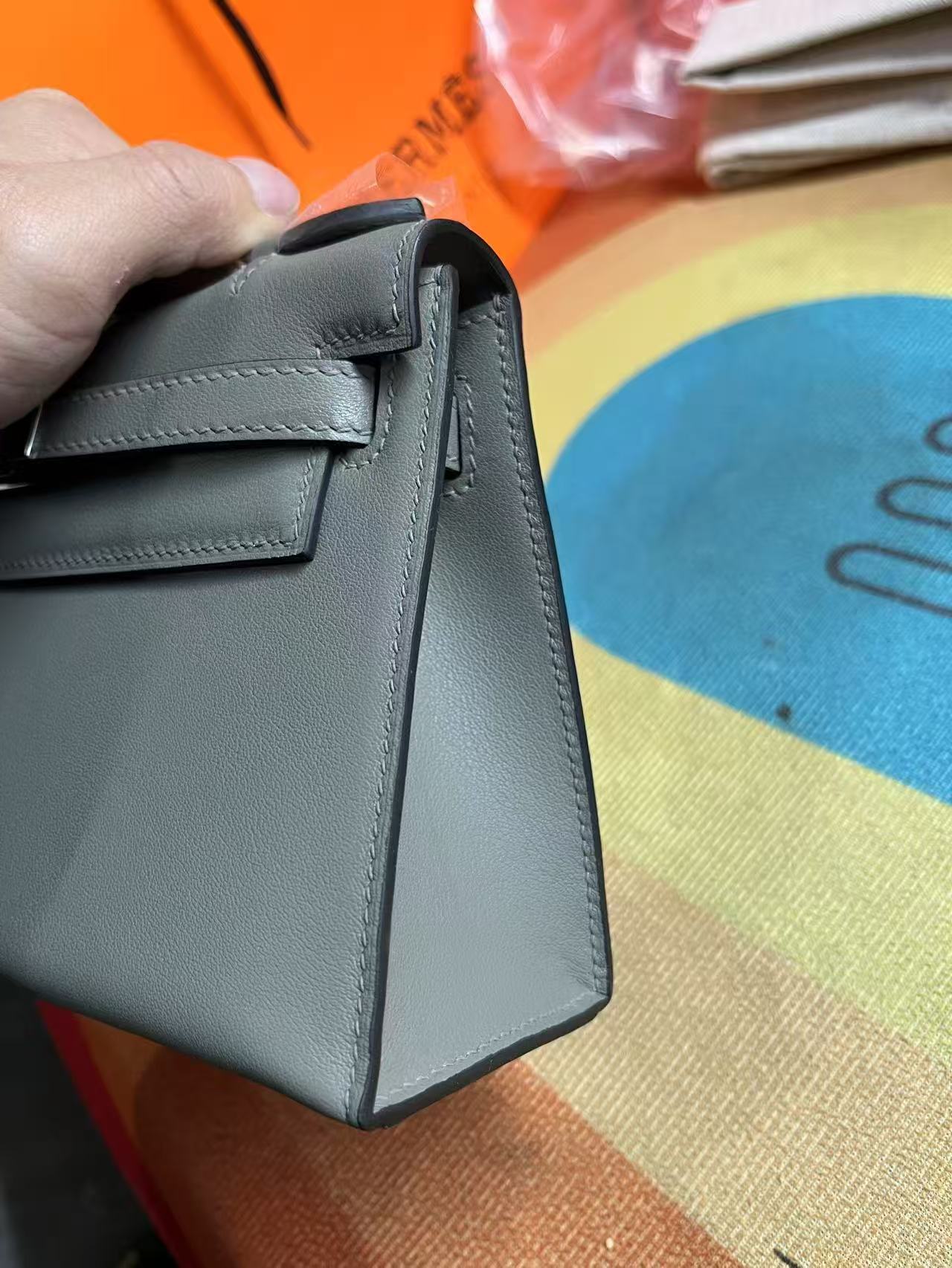 HM KELLY MINI POCHETTE 22 IN GREY CALFSKIN