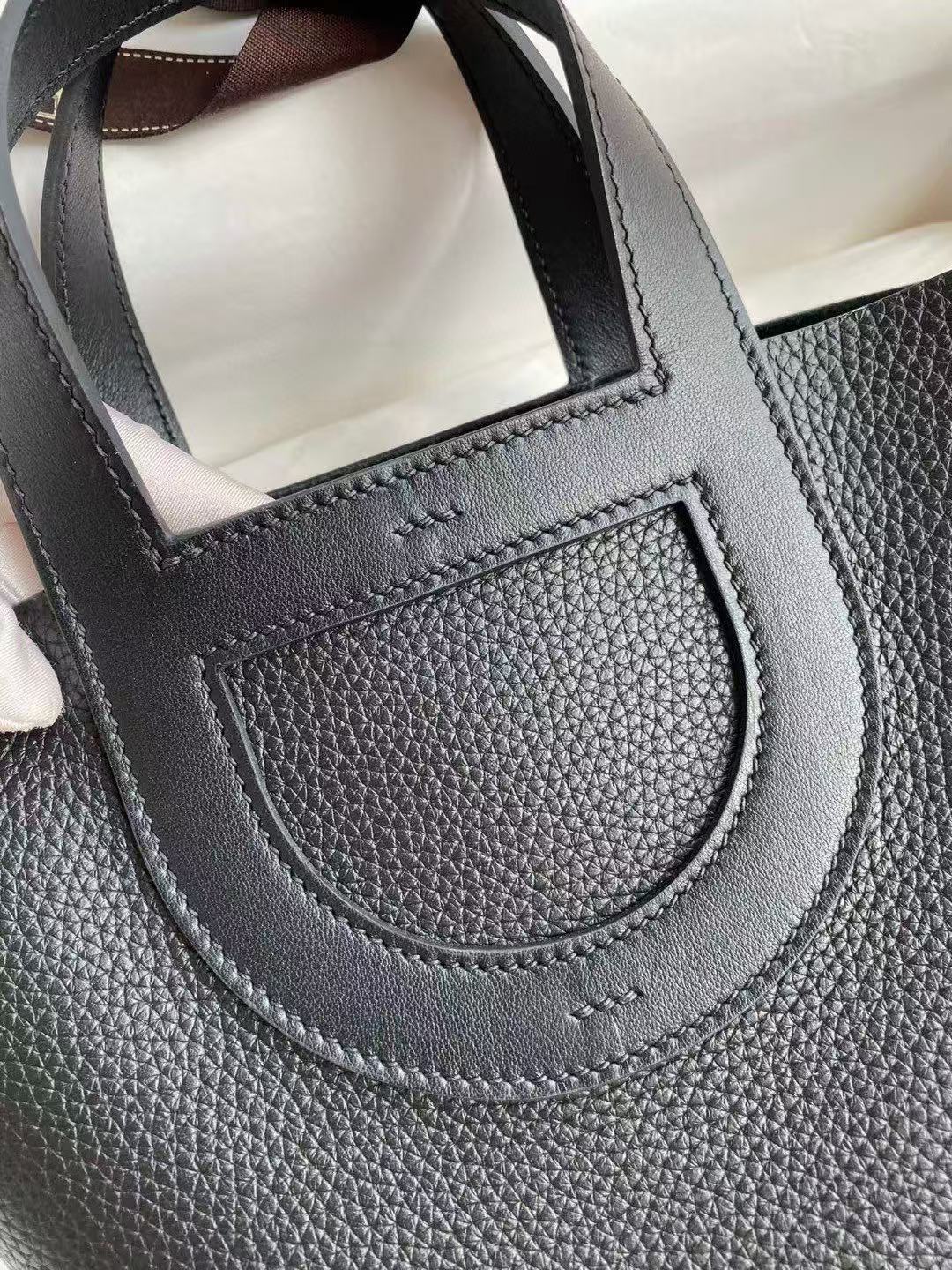HM Loop Bag 23cm Black Togo Leather
