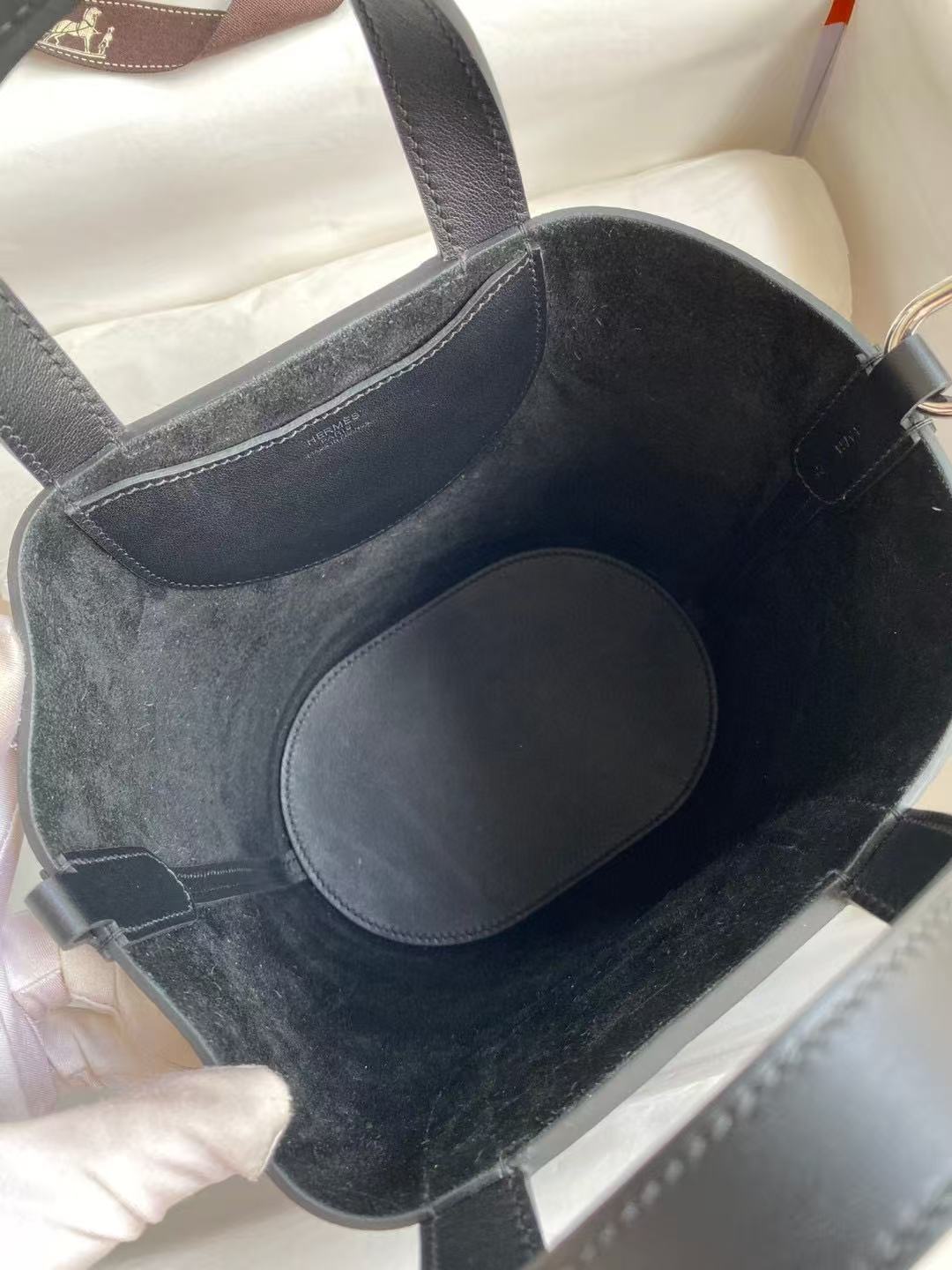 HM Loop Bag 23cm Black Togo Leather