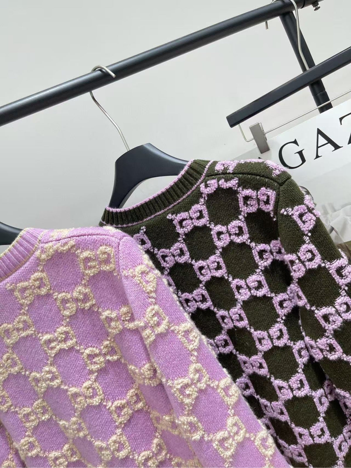 Gucci Knot Jacquard Knitted Cardigan  Wool