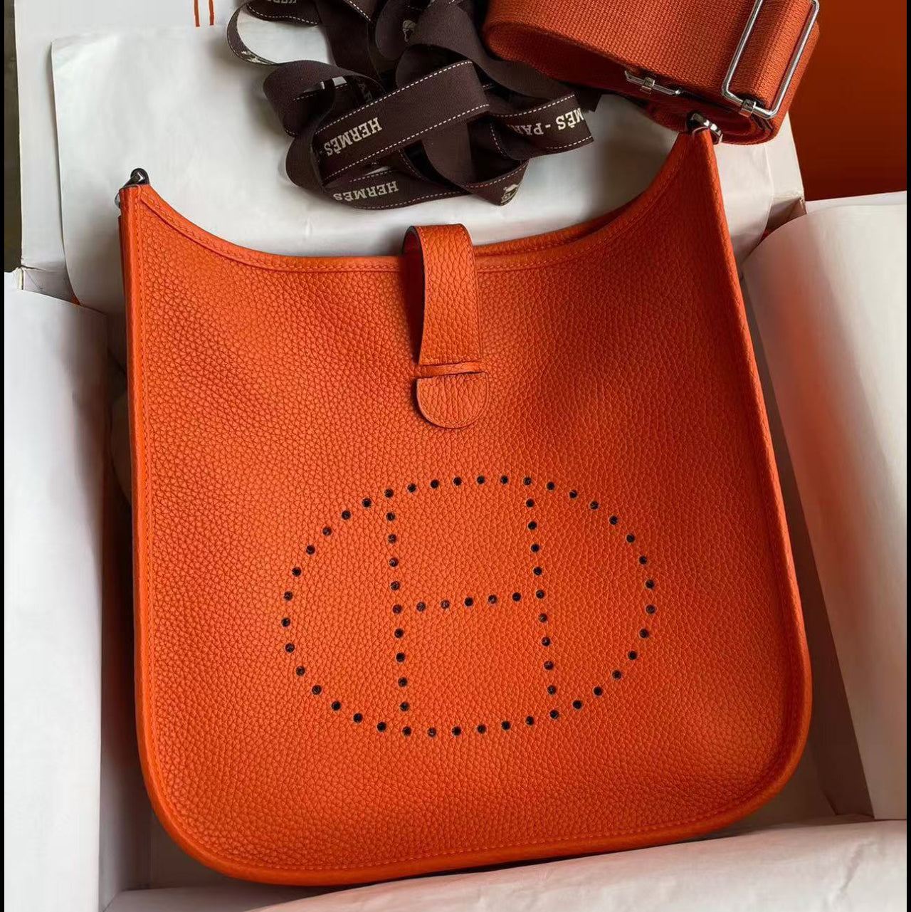 Evelyne 29cm Orange Togo