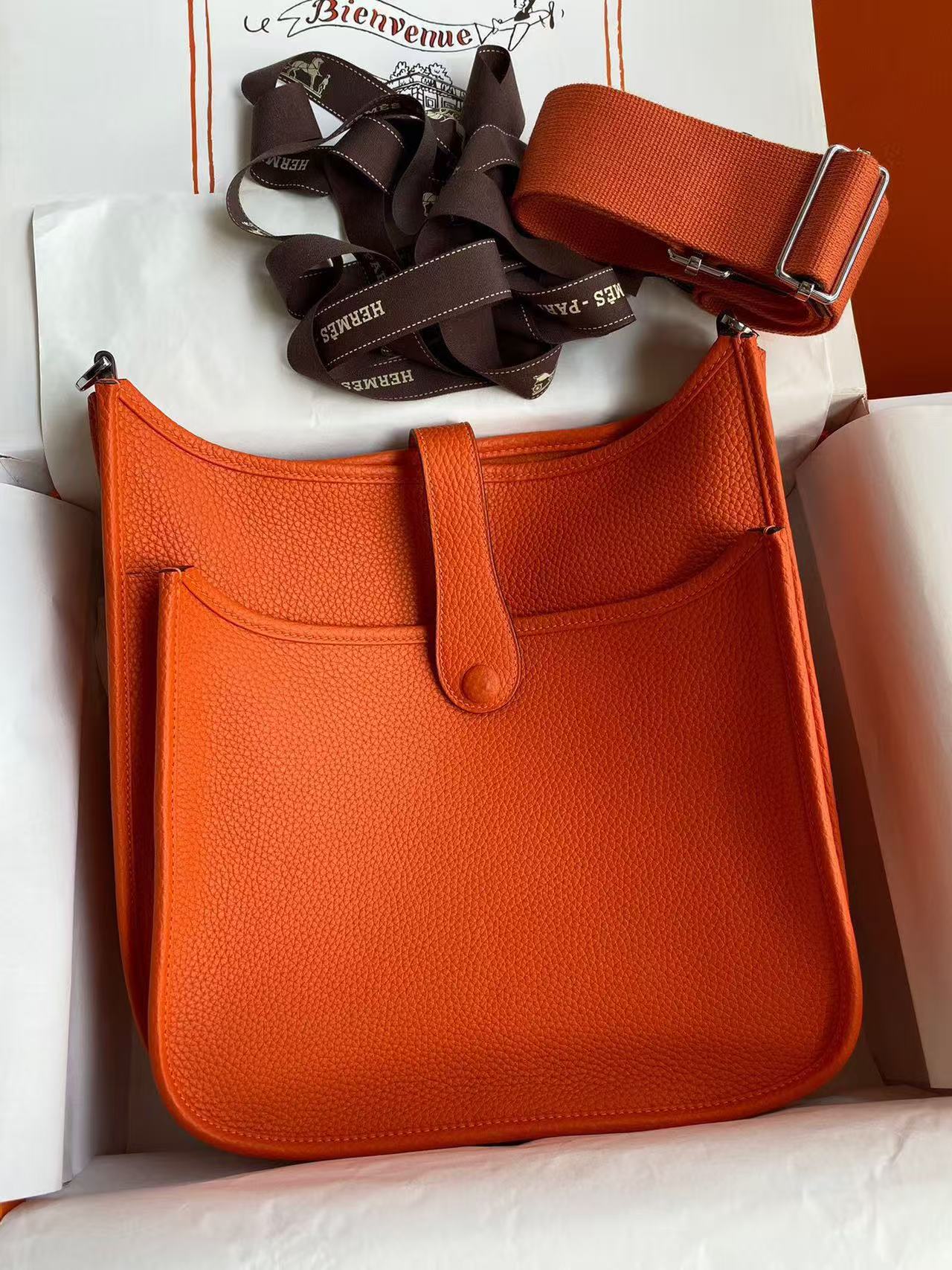 Evelyne 29cm Orange Togo