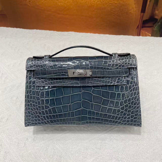 HM Kelly 22cm Dark Blue-Gray Patent Corocodile (Production needs 12 days to complete)