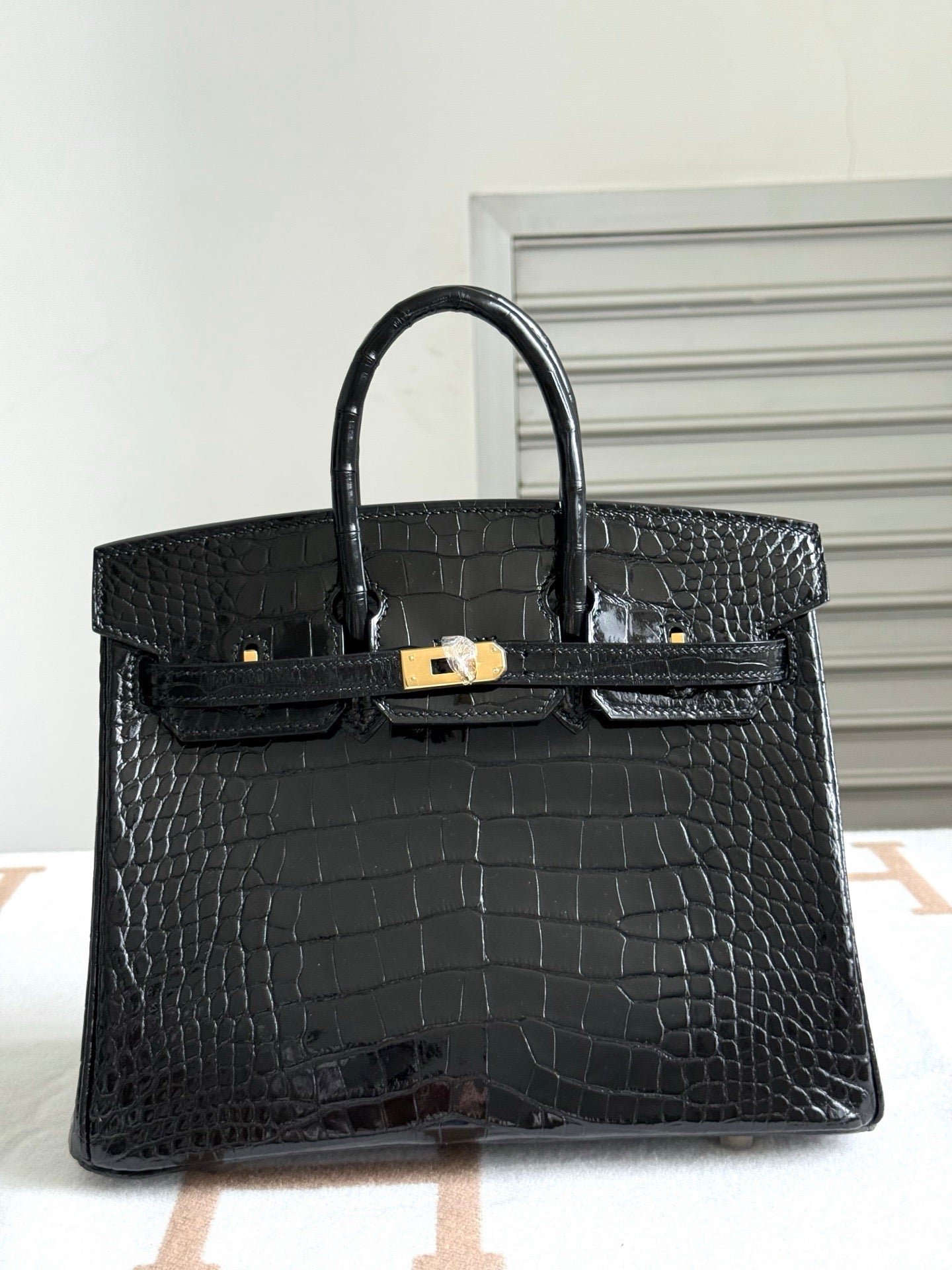 HM Birkin 35cm Black Glossy Crocodile Leather GHW
