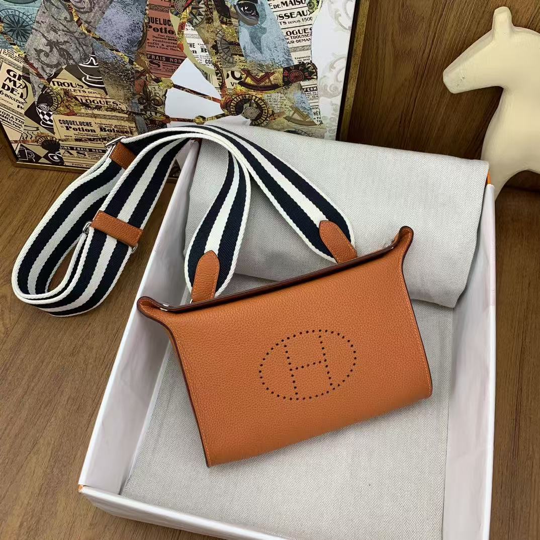 HM Videpoches Crossboby Bag 24cm Orange Togo Leather