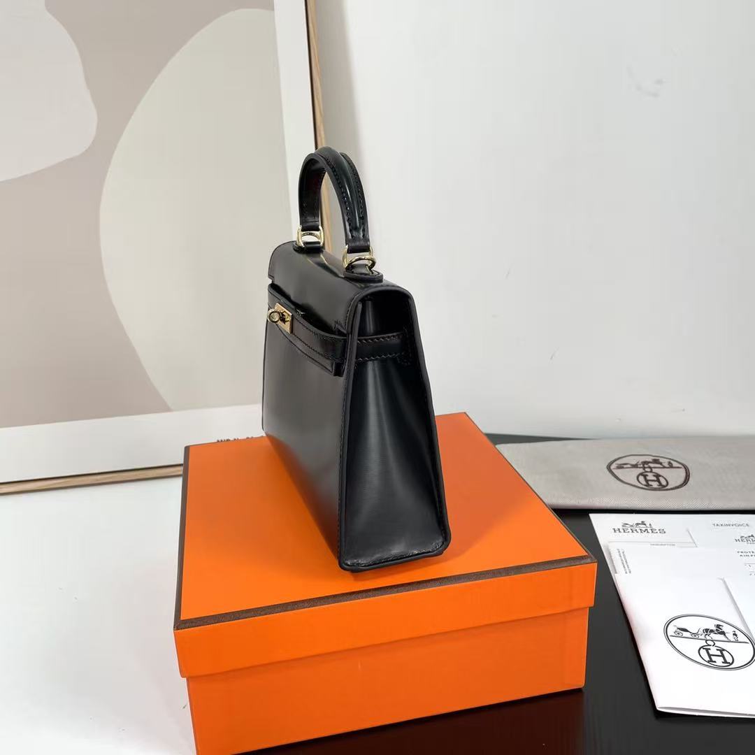 HM Kelly 25cm Glossy Cowhide GHW