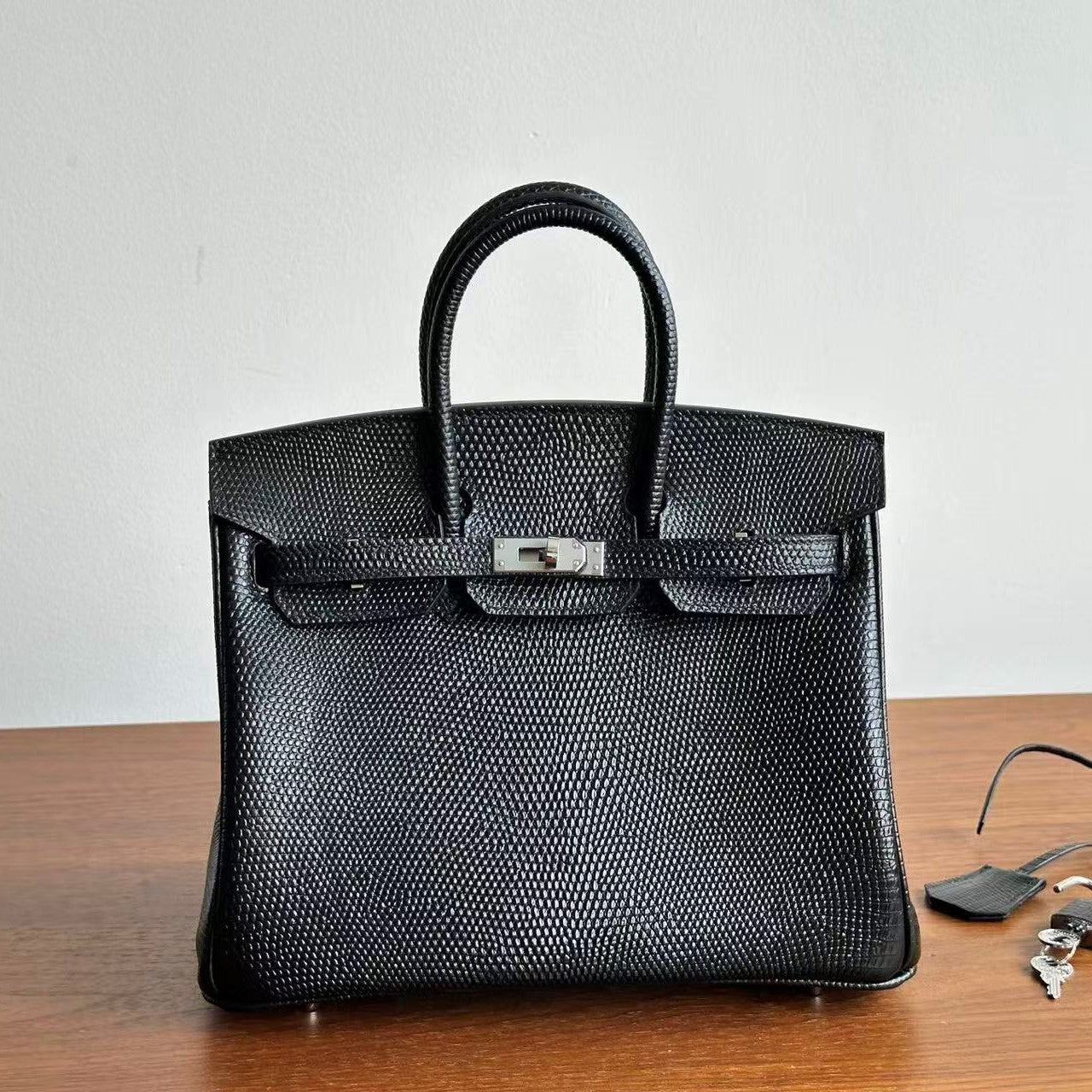 Hermes Birkin 25 Black Salvator Lizard Sliver Hardware