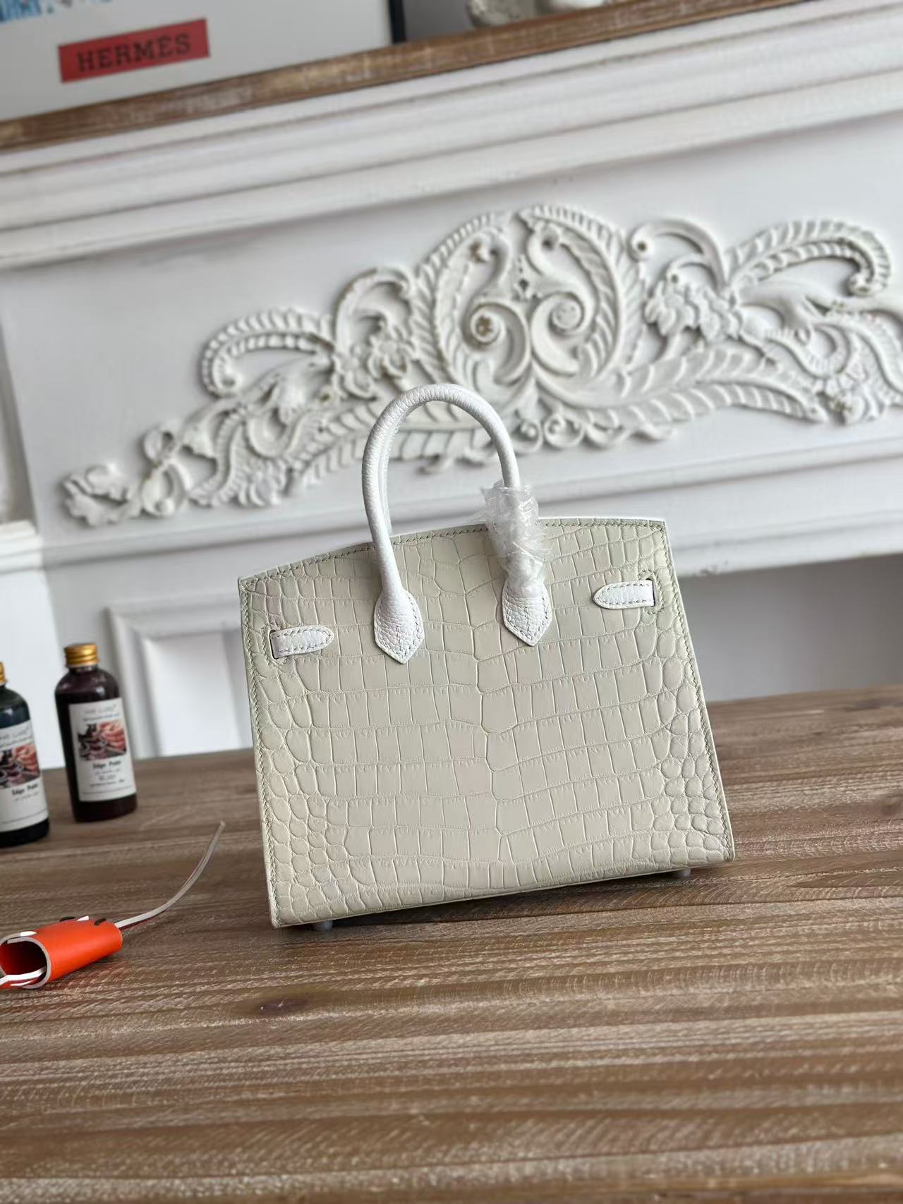HM Birkin Faubourg 20 Cream White Alligator Embossed Leather Togo Leather