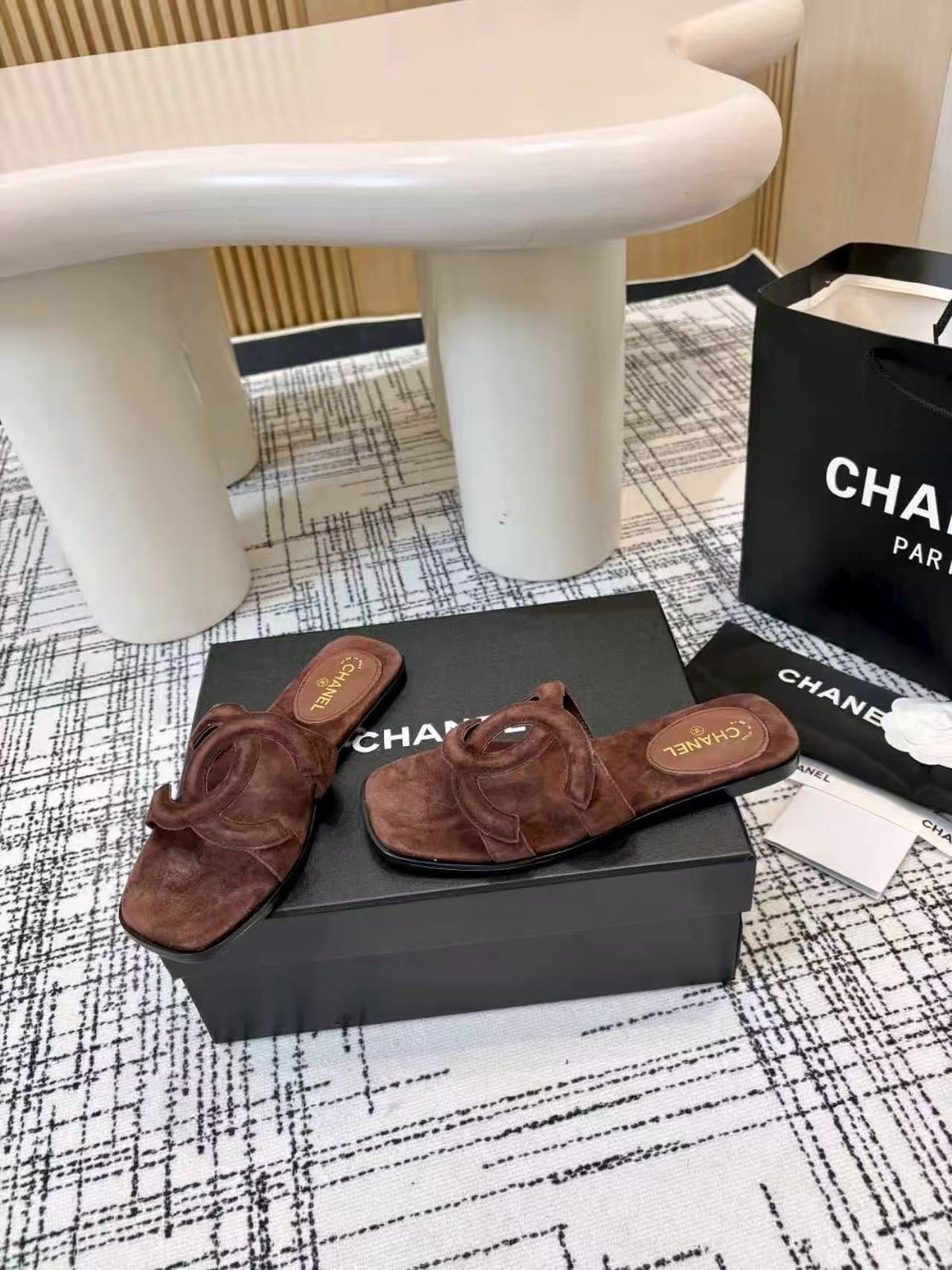 CC Logo Flat Sandals Coffee Suede