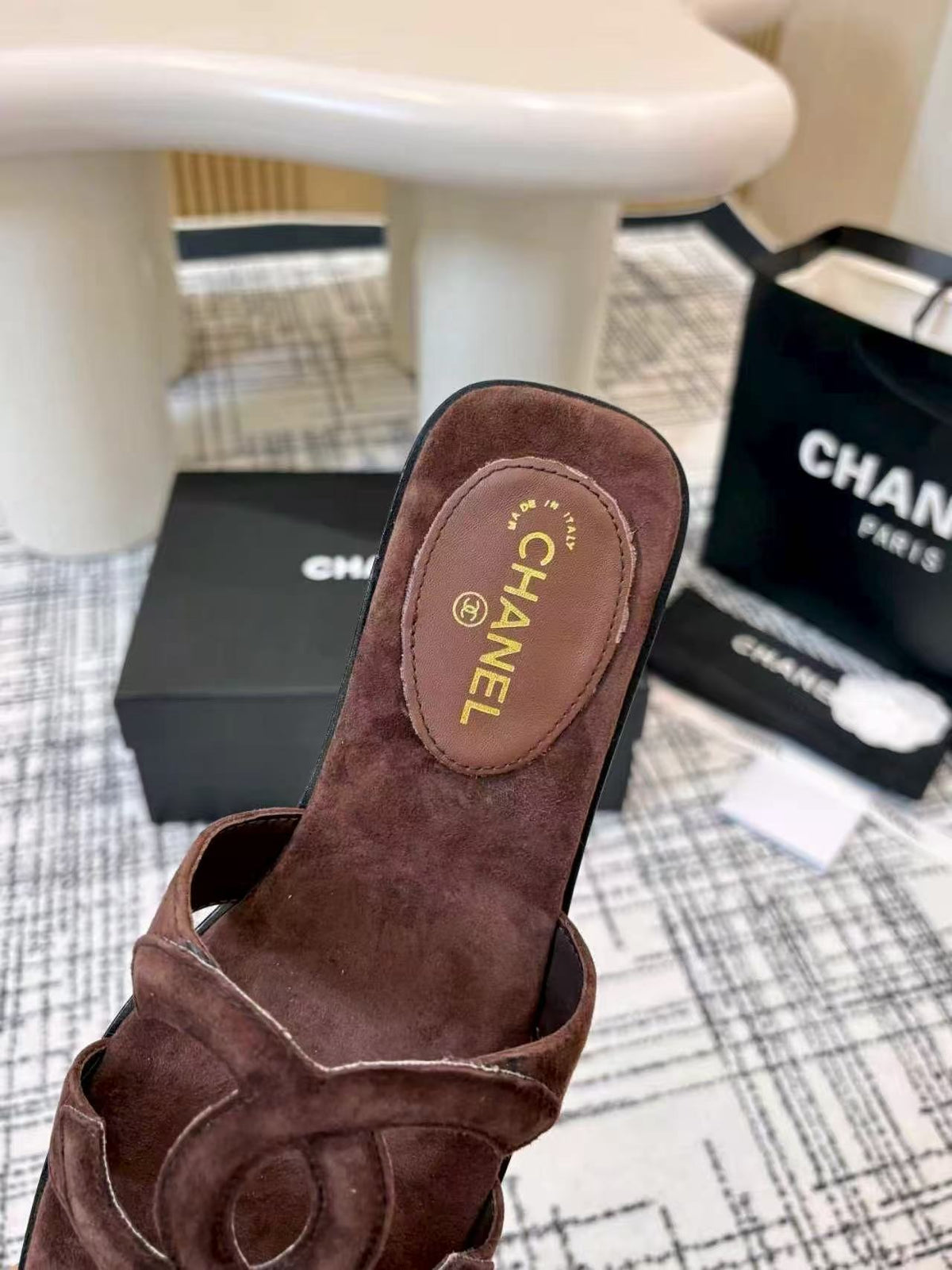 CC Logo Flat Sandals Coffee Suede