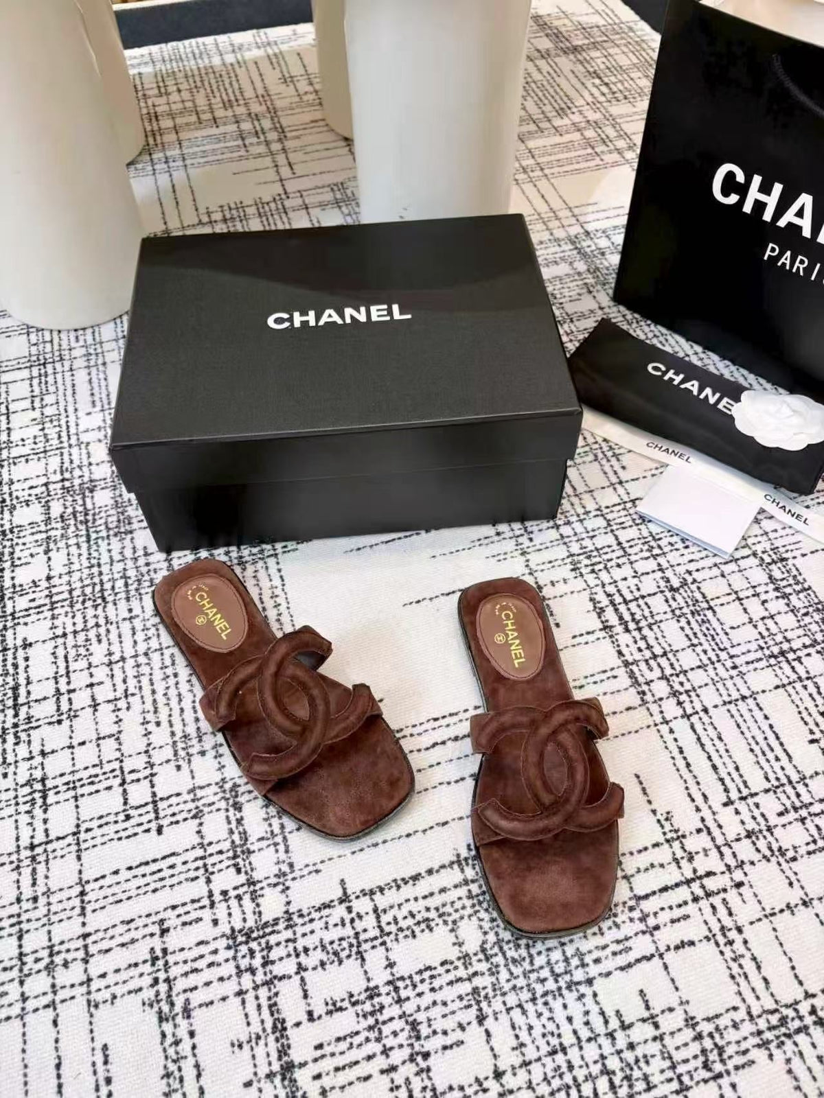CC Logo Flat Sandals Coffee Suede