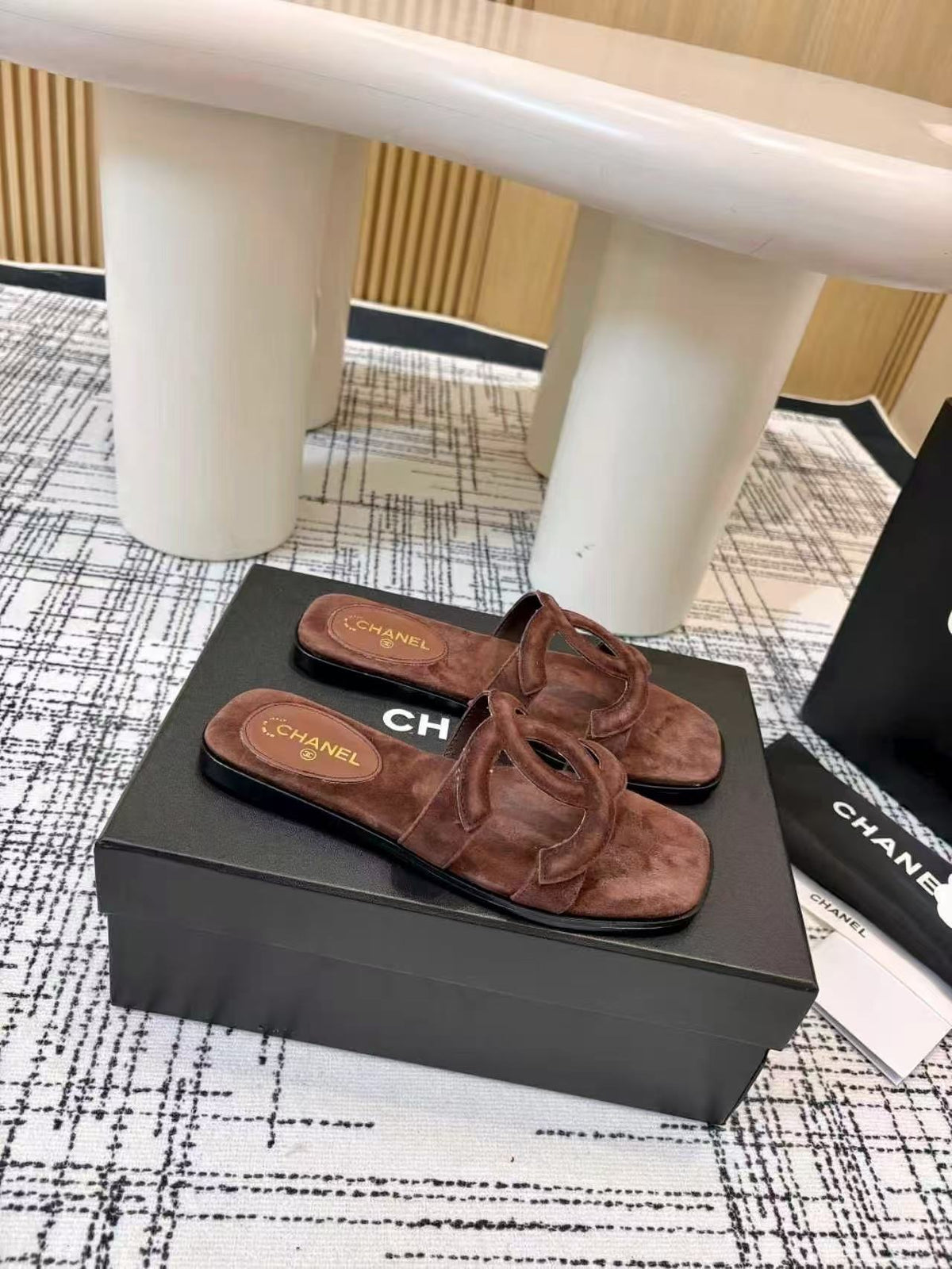 CC Logo Flat Sandals Coffee Suede