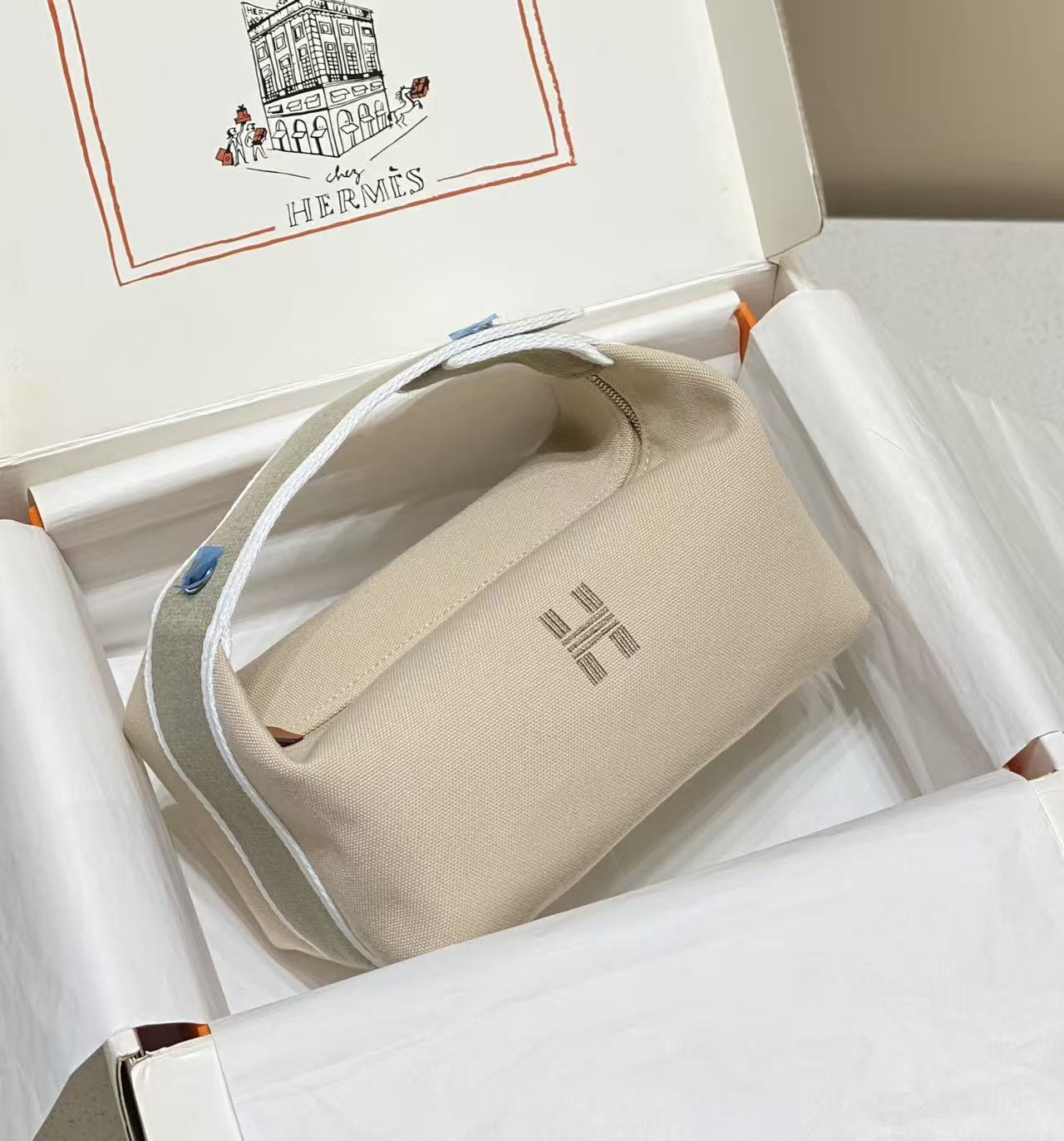 HM 26s Bride-a-Brac Case Beige Natural Cotton Canvas