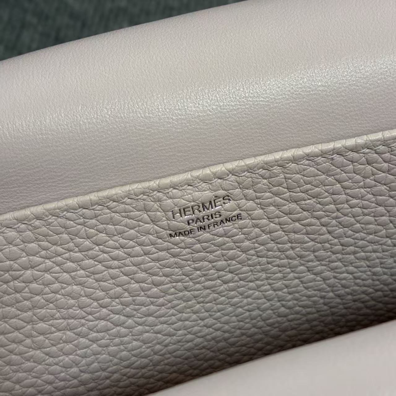HM Halzan 25 Bag Muted Pink Taurillon Leather