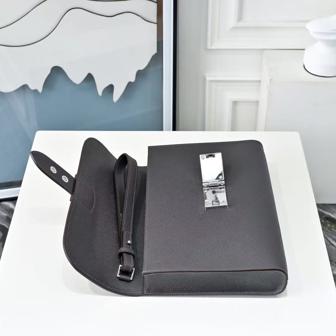 HM Sac a Depeches 24 Pouch Black Espom Leather