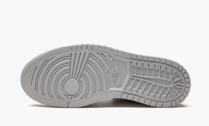 Air Jordan 1 Zoom CMFT London Sneakers - Streetwear Essential