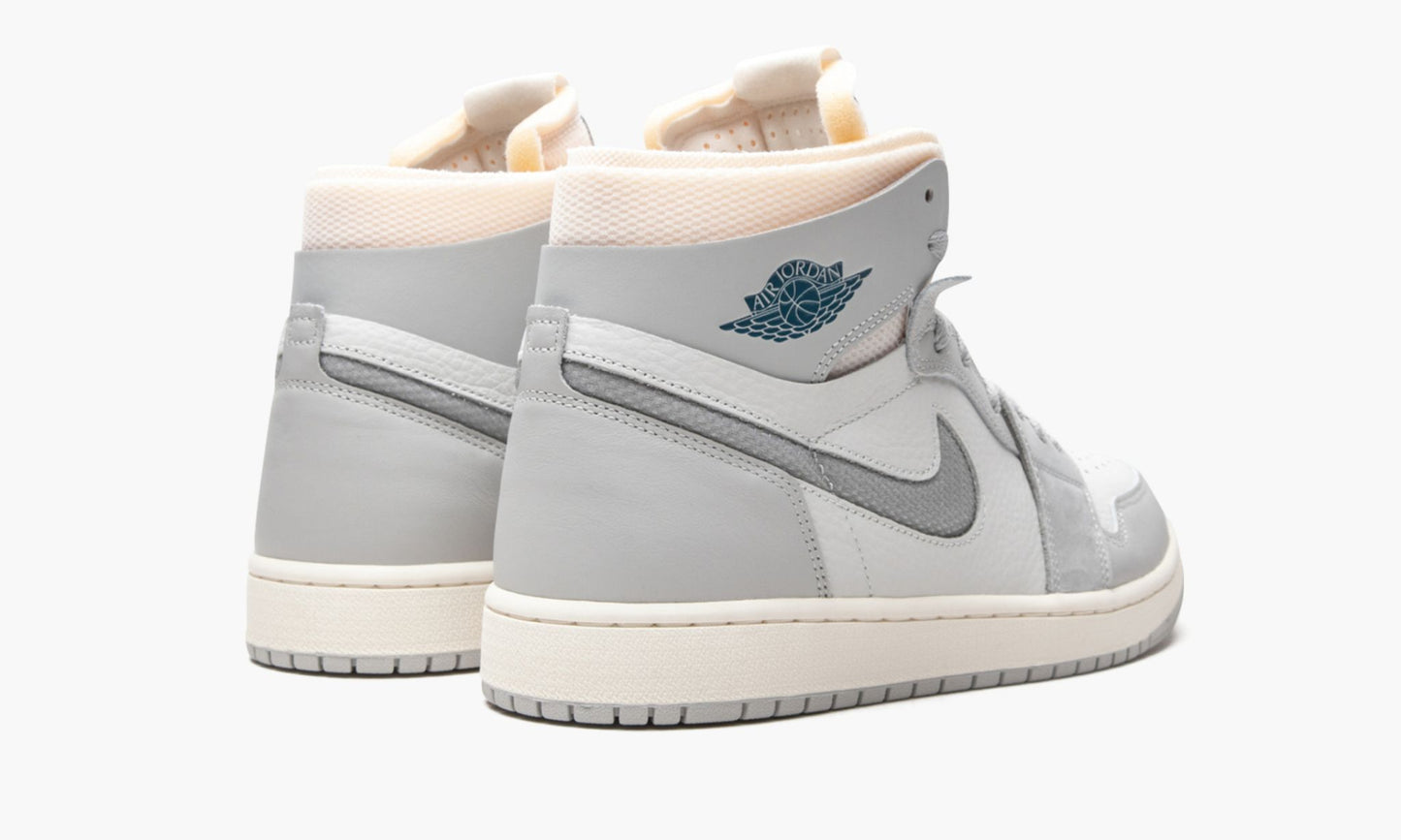 Air Jordan 1 Zoom CMFT London Sneakers - Streetwear Essential