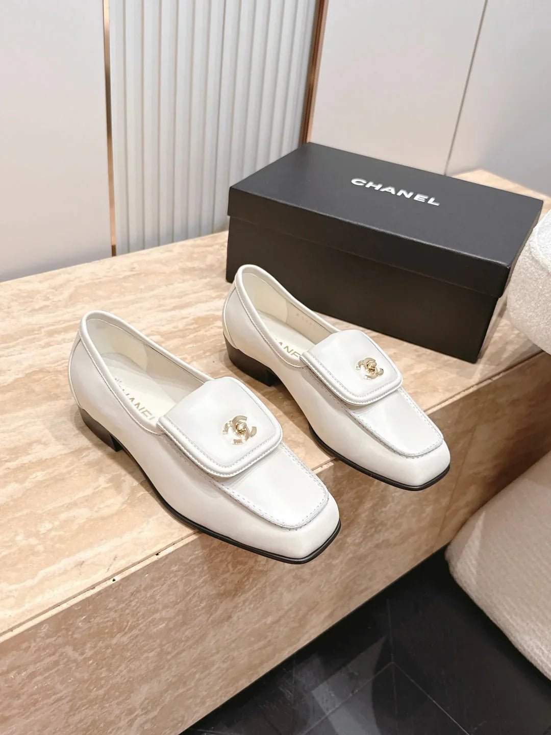 Channel 2026 Loafer 35mm Suede Calfskin 899062