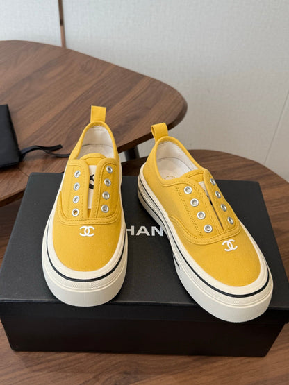 Chanel 2026 Casual Sneaker Canvas Sheepskin 833974