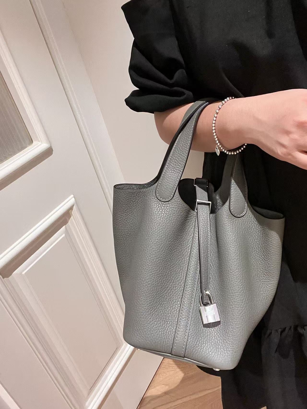 HM Picotin Lock 18 Bag Grey Cowhide
