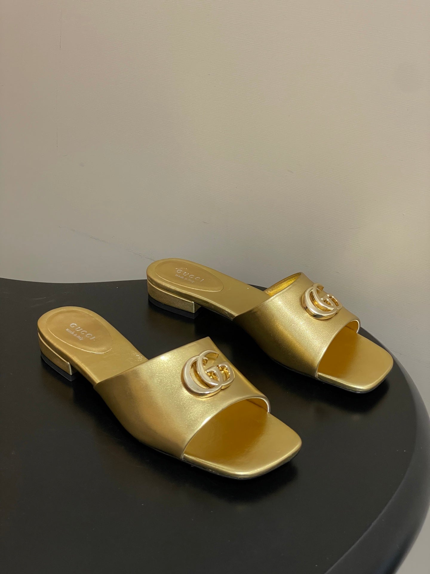 GG 26ss Flats Slippers Lambskin Gold Buckle