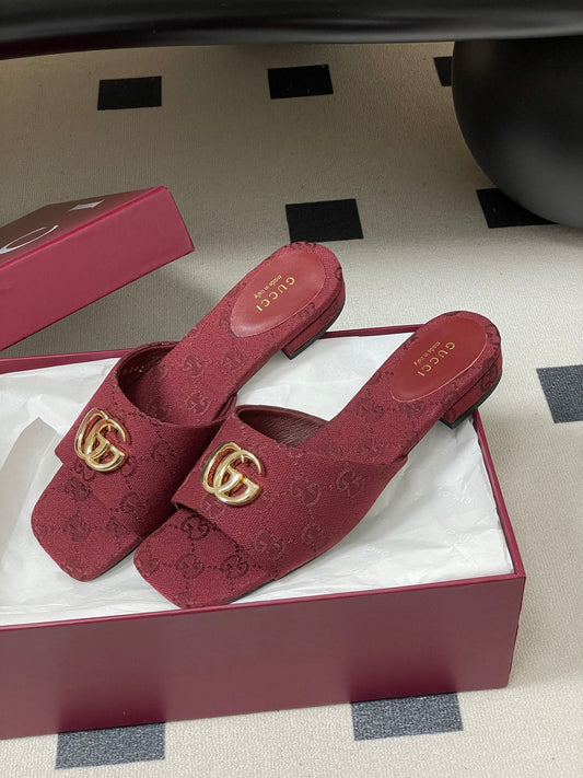 GG 26ss Flat Slippers  Canvas Monogram