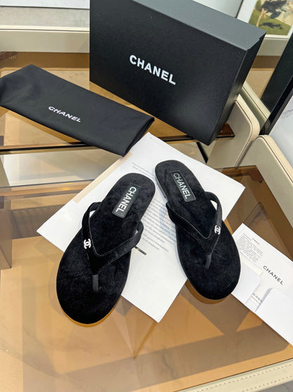 Chanel 2026 Kiss's Flipflops Sheepskin Velvet 802295
