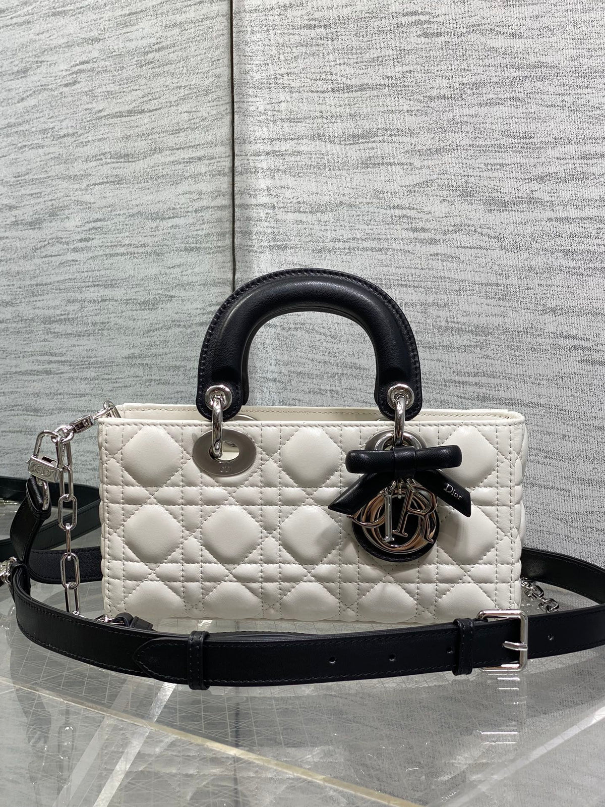 Dior 2026 Bow Lady D-Joy Black mix White Cannage Lambskin 286573