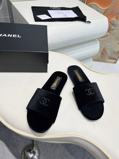 Chanel 2026 Kiss's Flat Sandals Sheepskin Velvet 802307