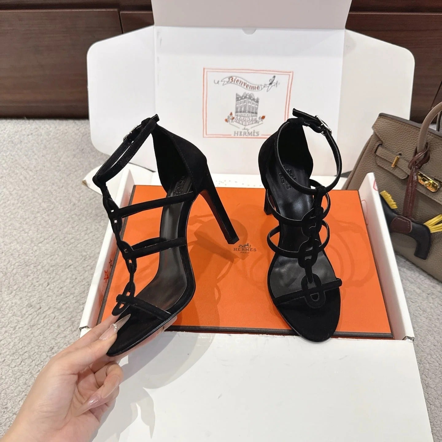 HM 26ss High Heels Sandals 10.5 Black Suede 686017