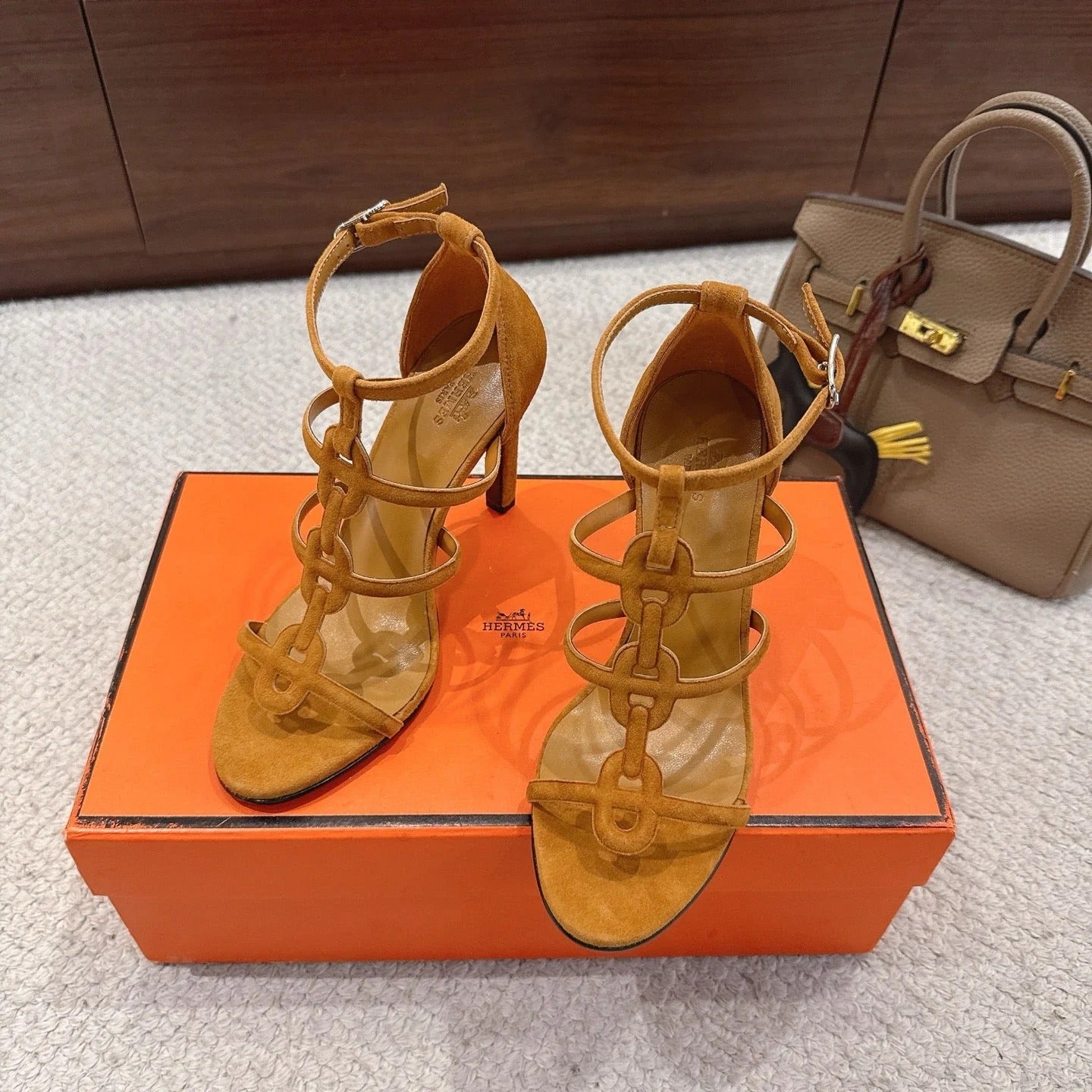 HM 26ss High Heels Sandals 10.5 Light Brown Suede 686014