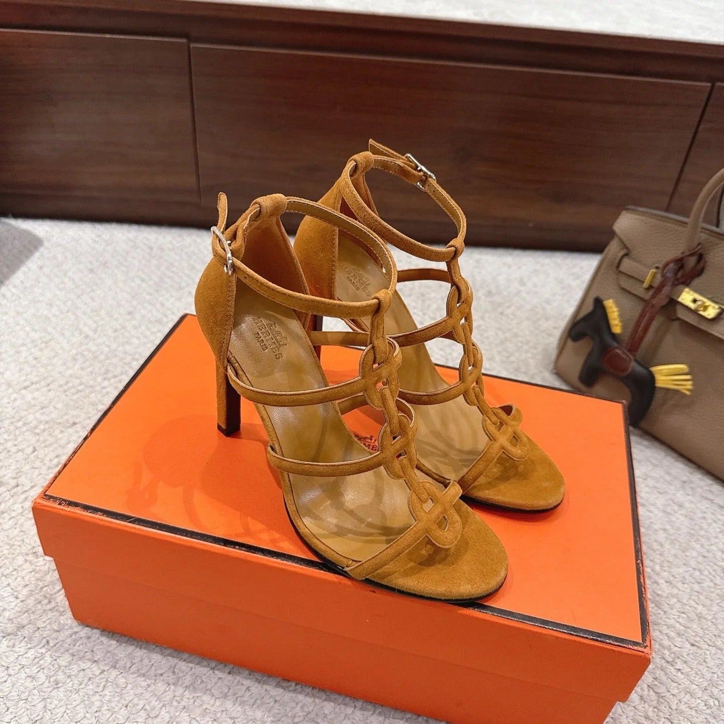 HM 26ss High Heels Sandals 10.5 Light Brown Suede 686014