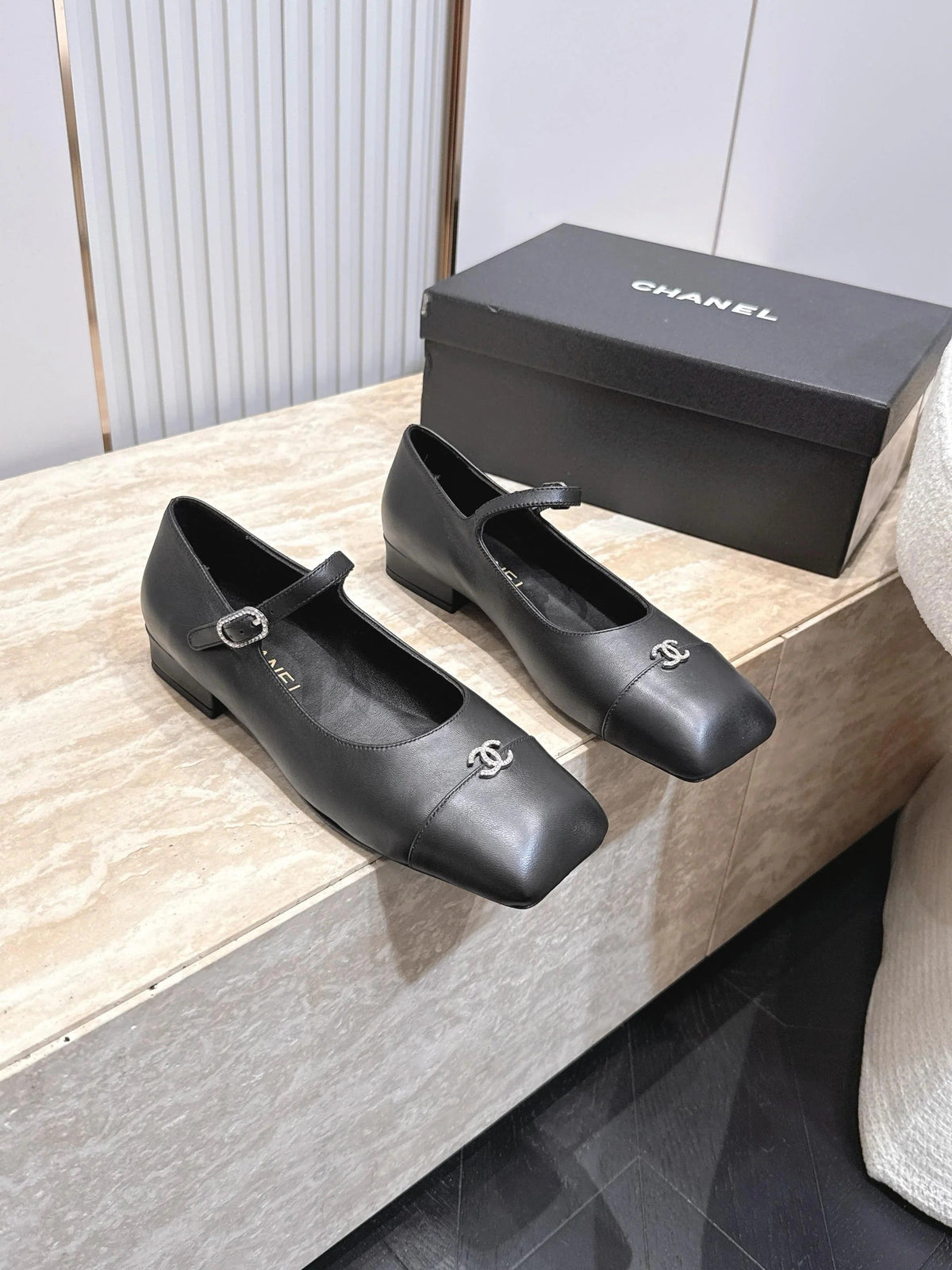 Channel 2026 Ballet Flat 25mm Suede Calfskin 899012