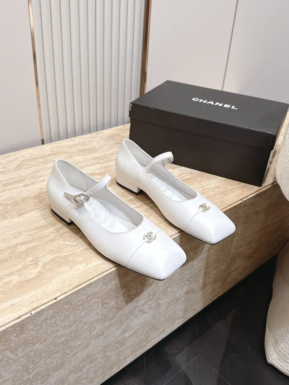 Channel 2026 Ballet Flat 25mm Suede Calfskin 899012