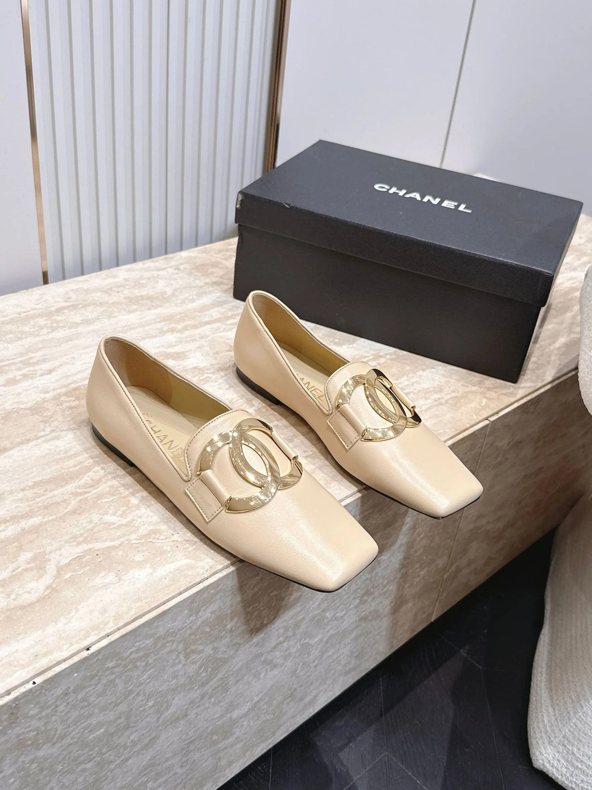 Channel 2026 Loafer 10mm Suede Calfskin 899021