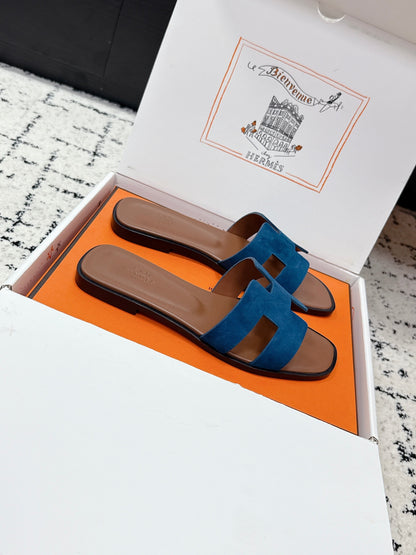 HM 26ss Oran Sandals Blue Brown Suede 617189
