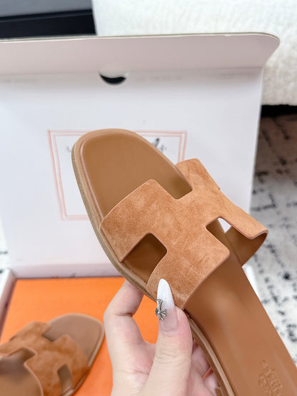 HM 26ss Oran Sandals Brown Suede Cowhide 617193