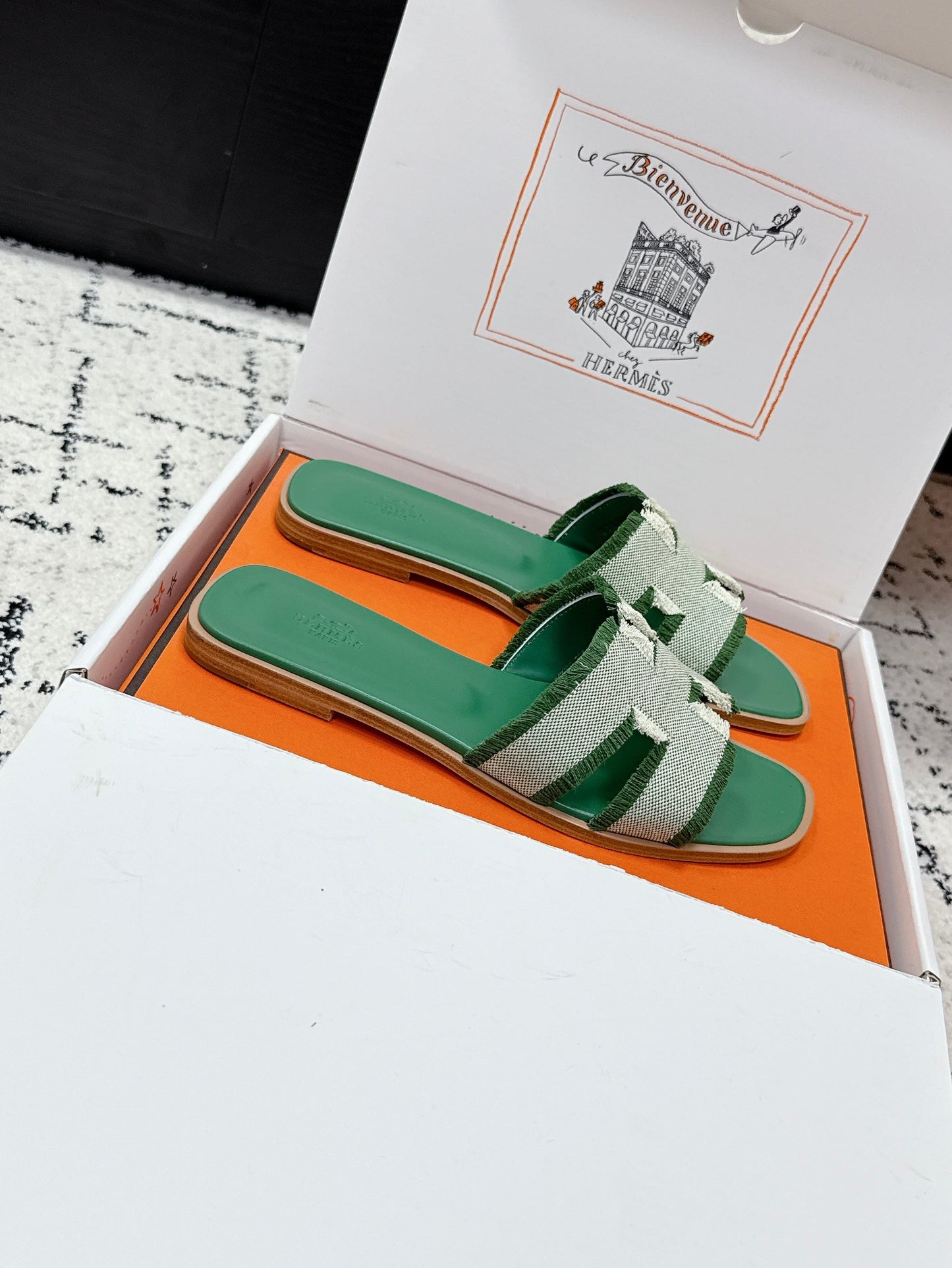 HM 26ss Oran Sandals Green White Canvas Cowhide 617215